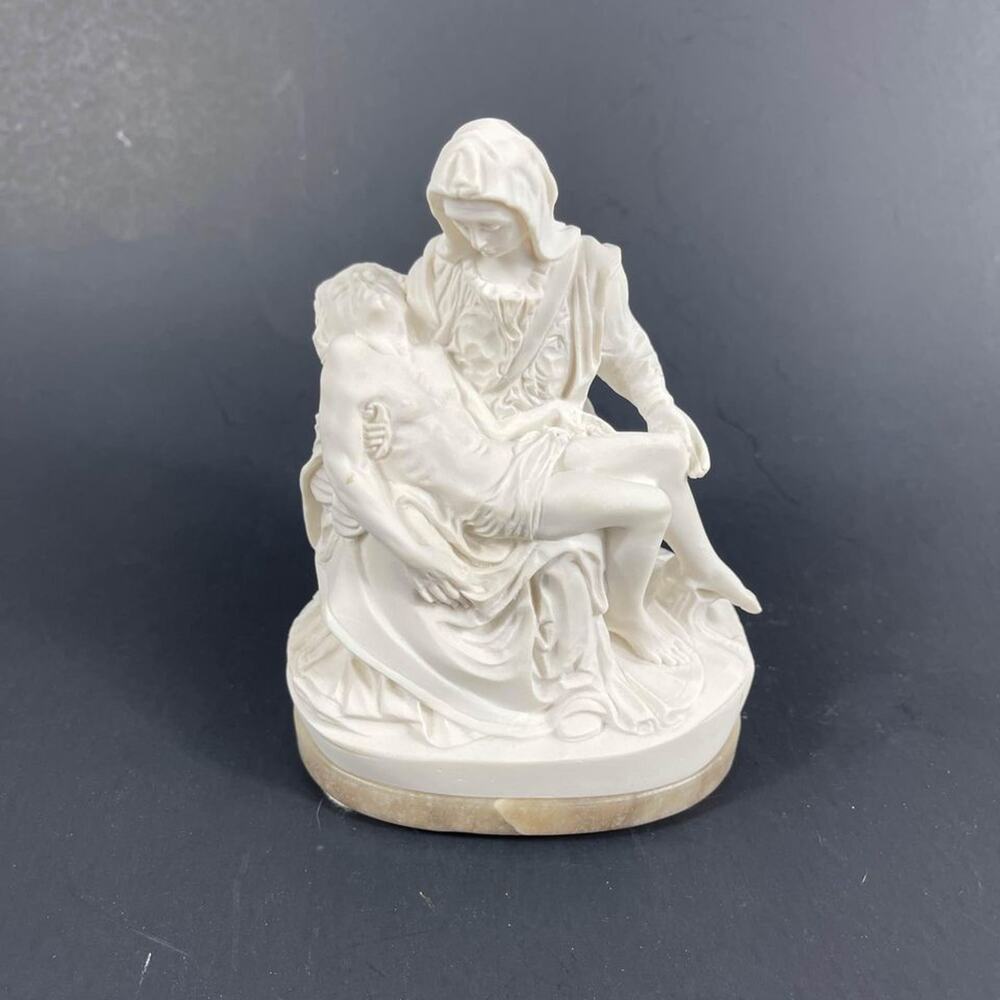 Stonelite La Pieta Sculpture Studio G Bessi Made In Italy Mary & Jesus
